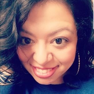 Meet your Posher, Yvonne